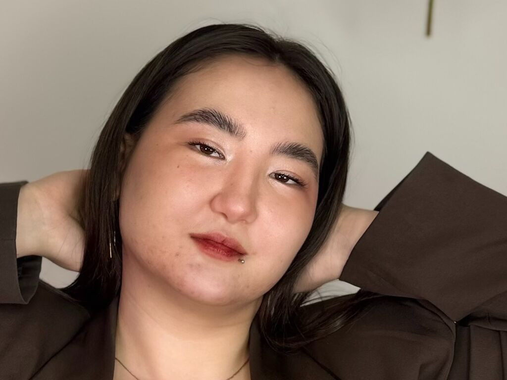 TashinaLauderman LiveJasmin