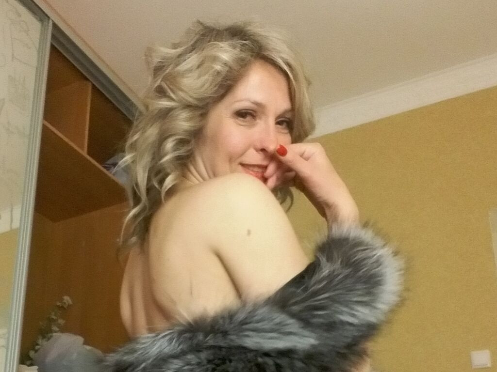 TetantraSweet LiveJasmin