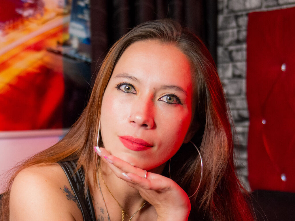 ThaliaTacher LiveJasmin