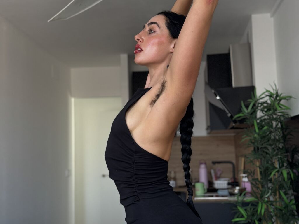 TheAmazonian Desnudo