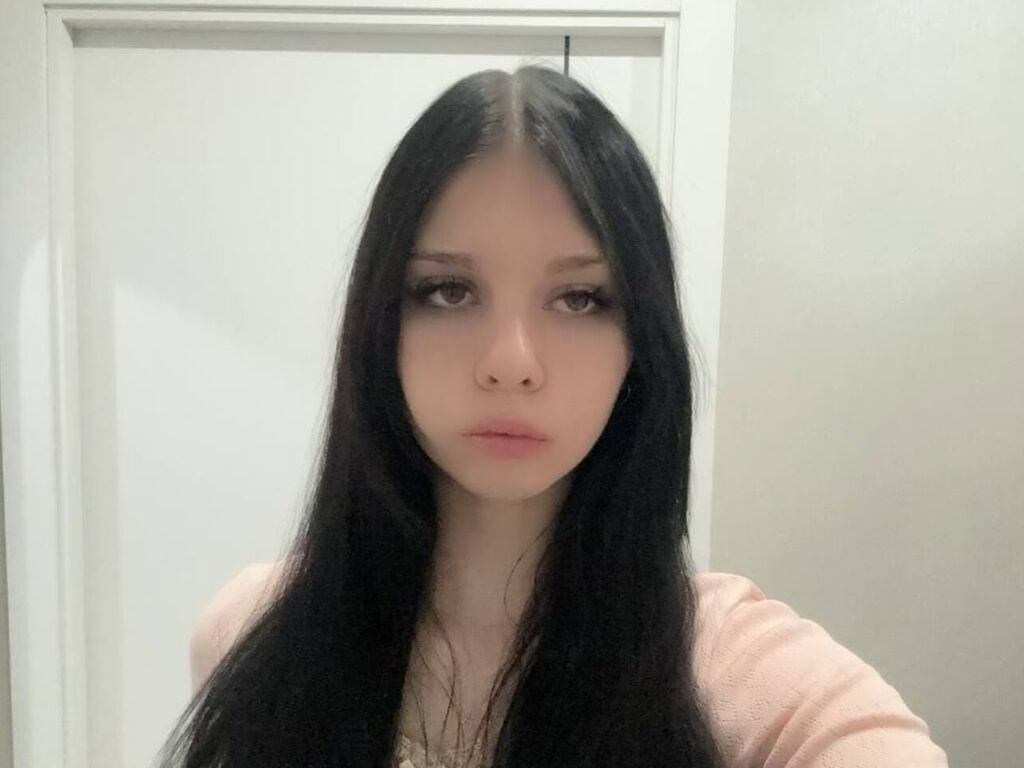 TheressaCaiozzo LiveJasmin