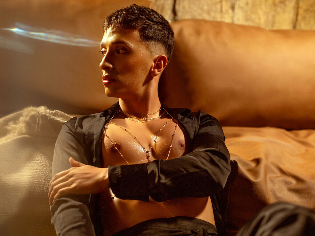 ThiagoJoness LiveJasmin