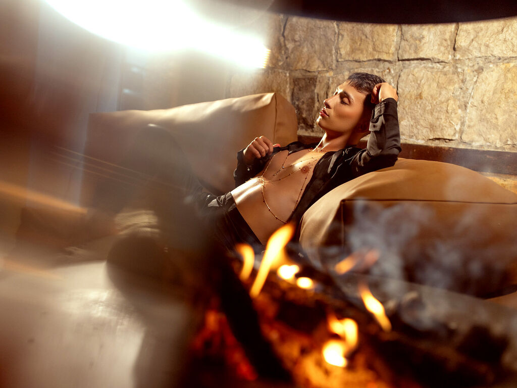 ThiagoJoness Desnudo