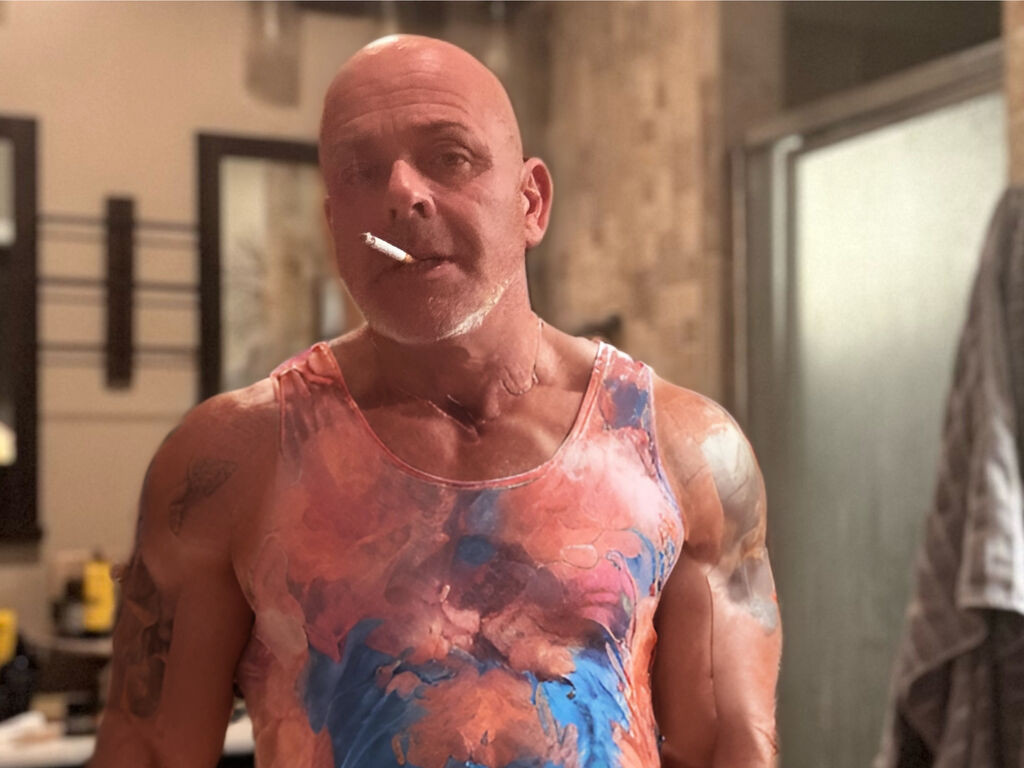 ThickSIlverBear LiveJasmin