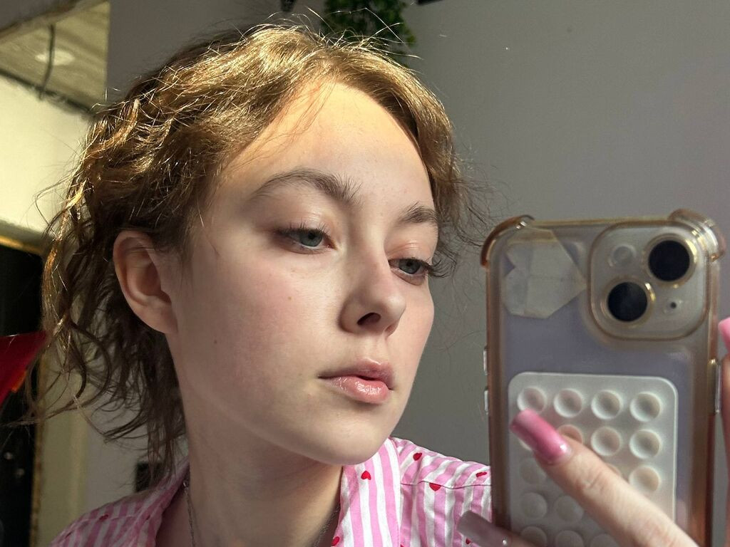 ThuyThorstad LiveJasmin