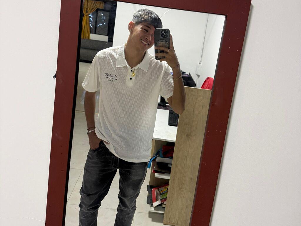 TiggerCollins LiveJasmin