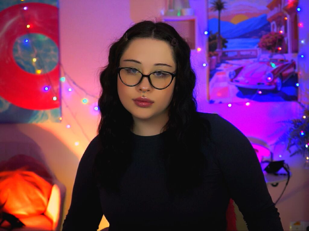 TinaBakers LiveJasmin