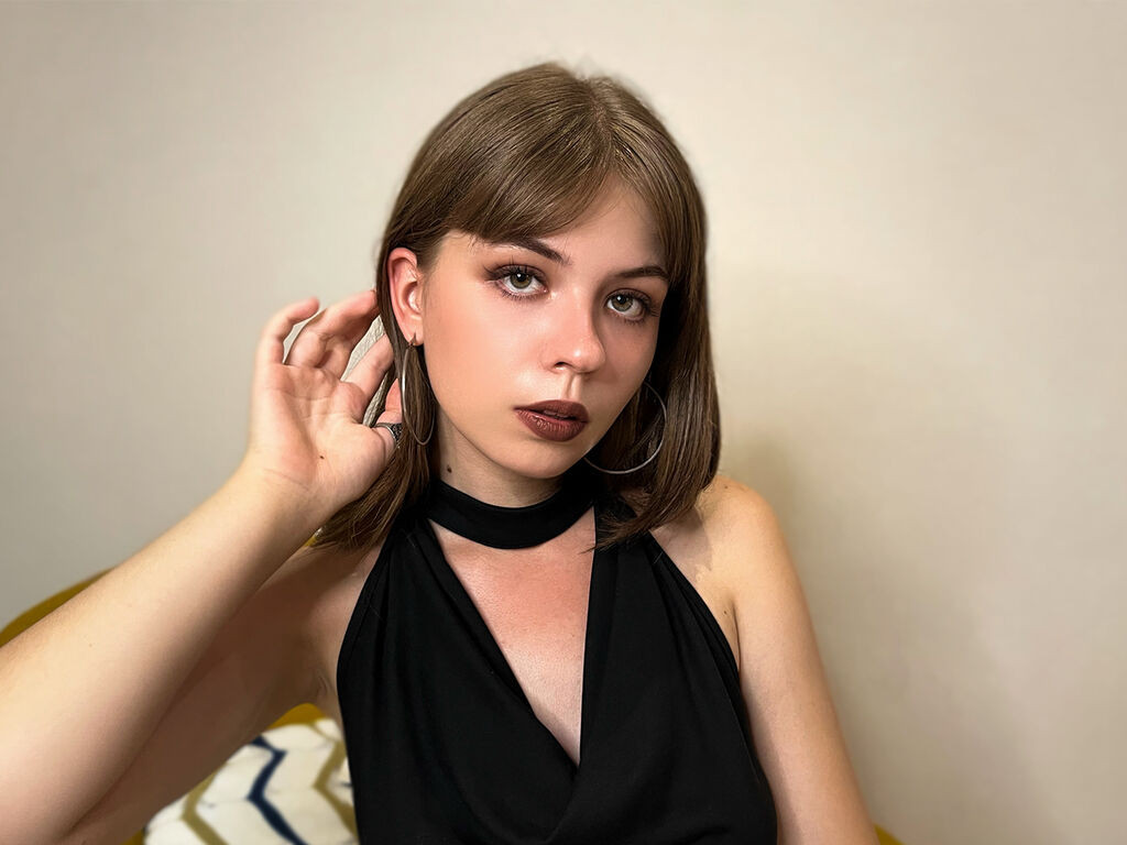 TinaMoore LiveJasmin