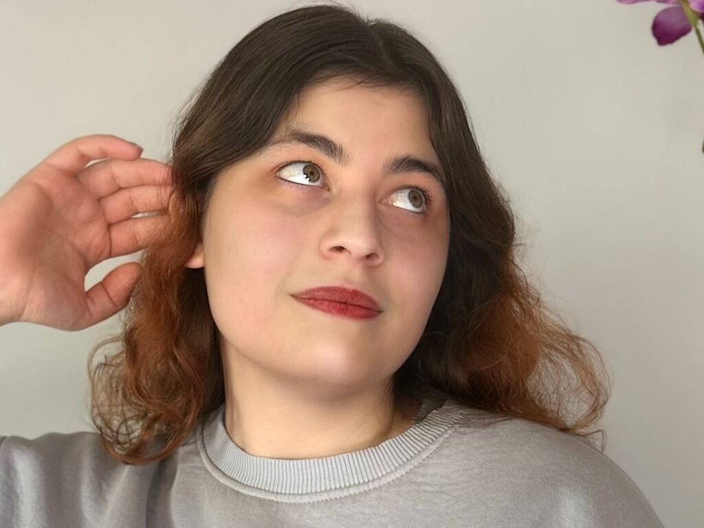 TomikaStjohn LiveJasmin