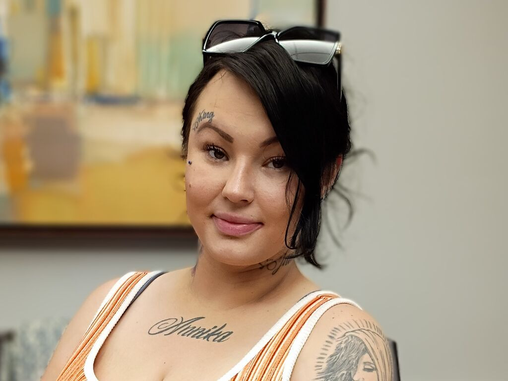 ToxicaNikki LiveJasmin