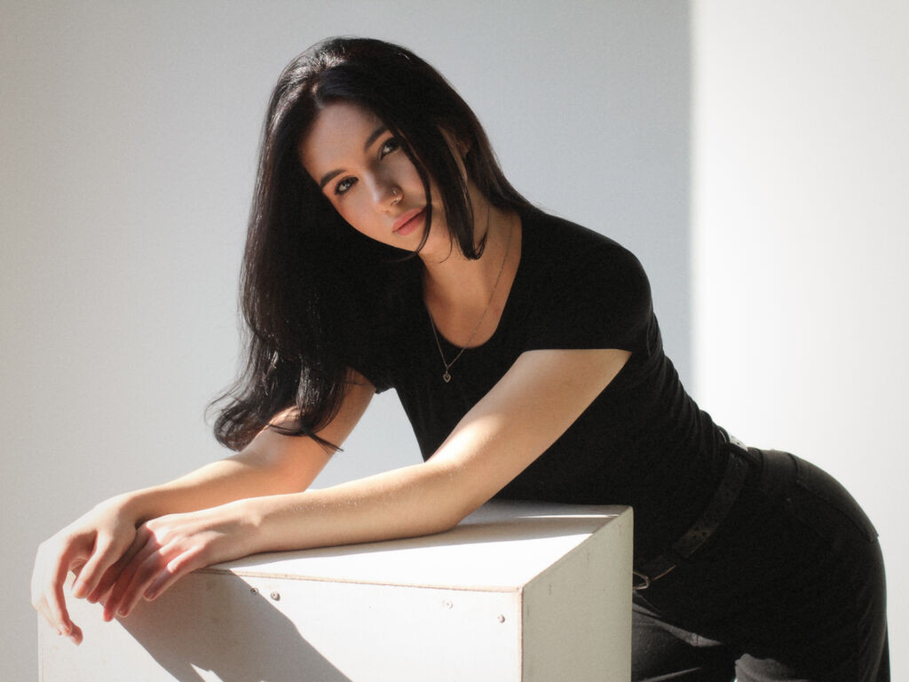 TriciaNurs LiveJasmin