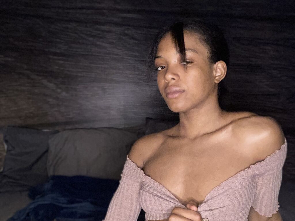 TrinaMcfarlane LiveJasmin