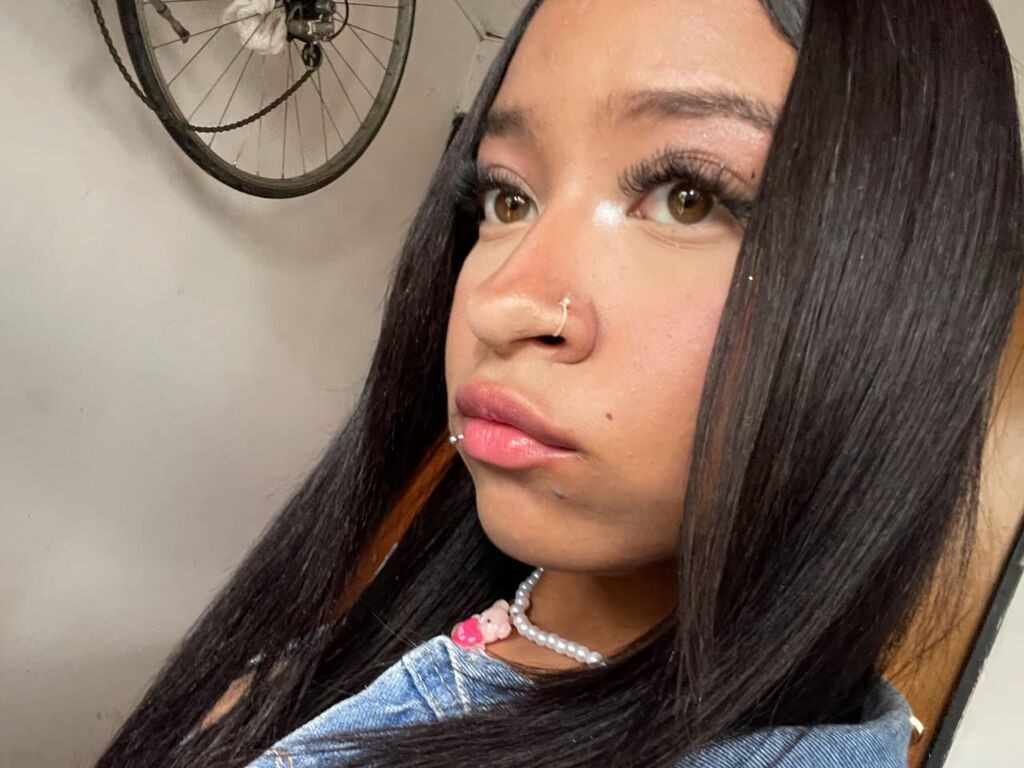 ValenVelez LiveJasmin