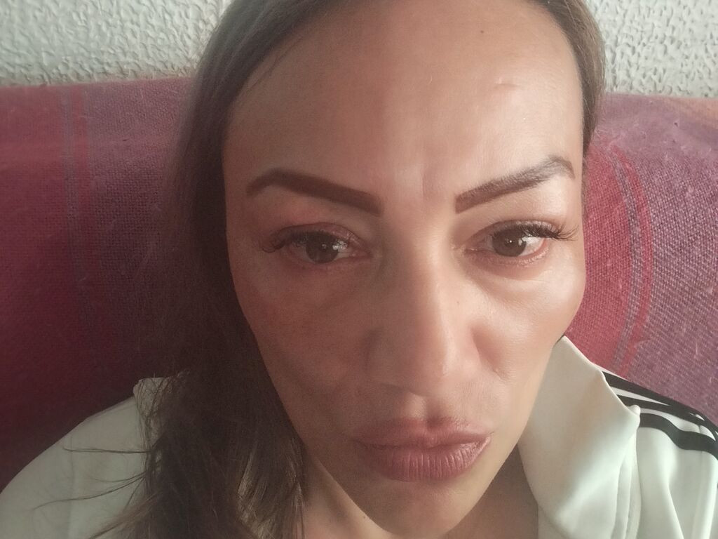 VanessaReinoldss LiveJasmin