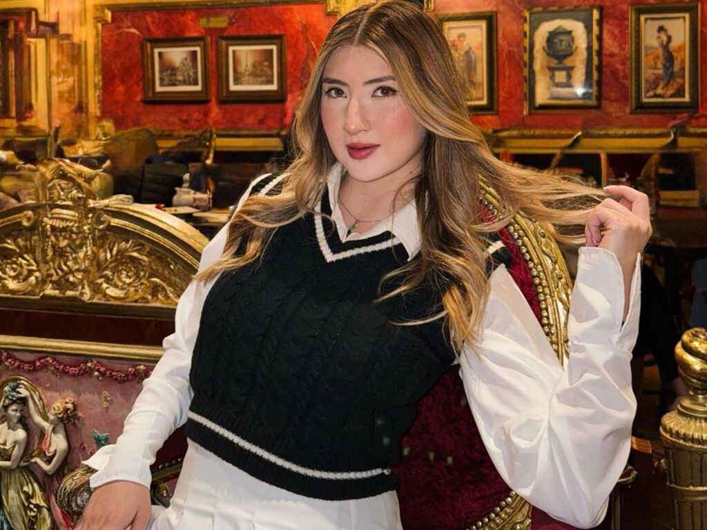 VeronicaStorm LiveJasmin