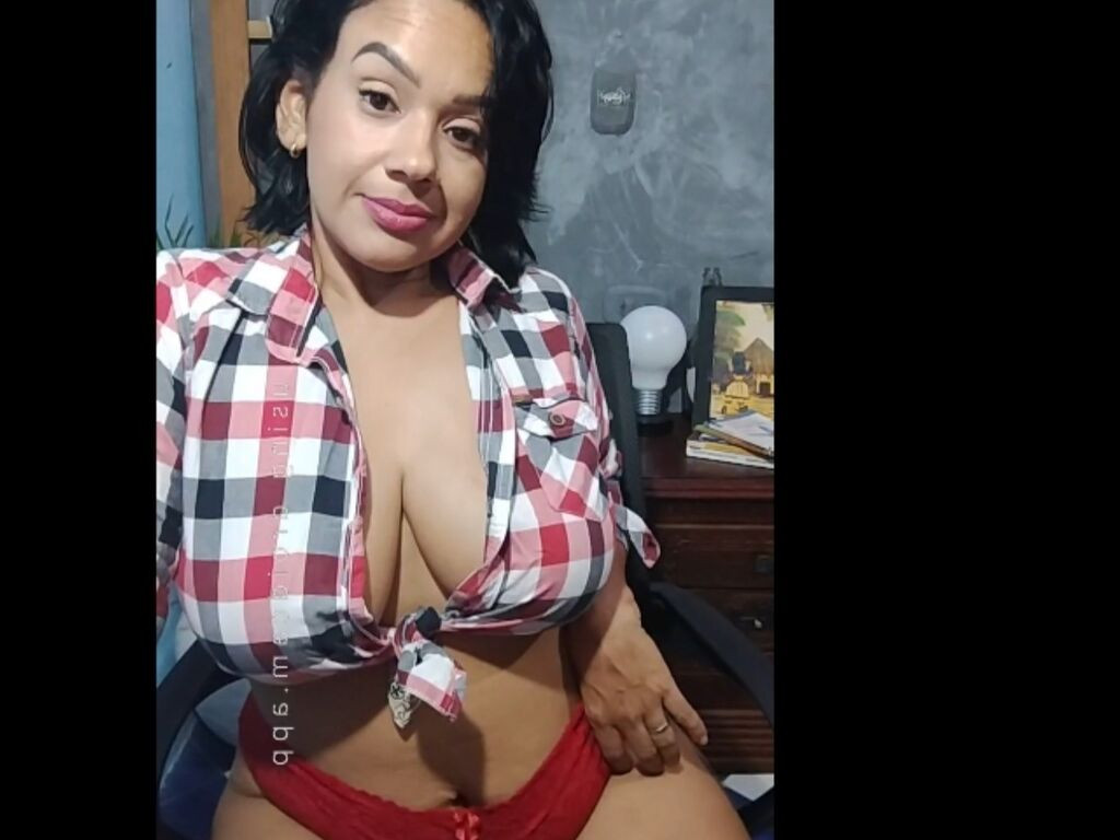 VictoryMebarak Nude
