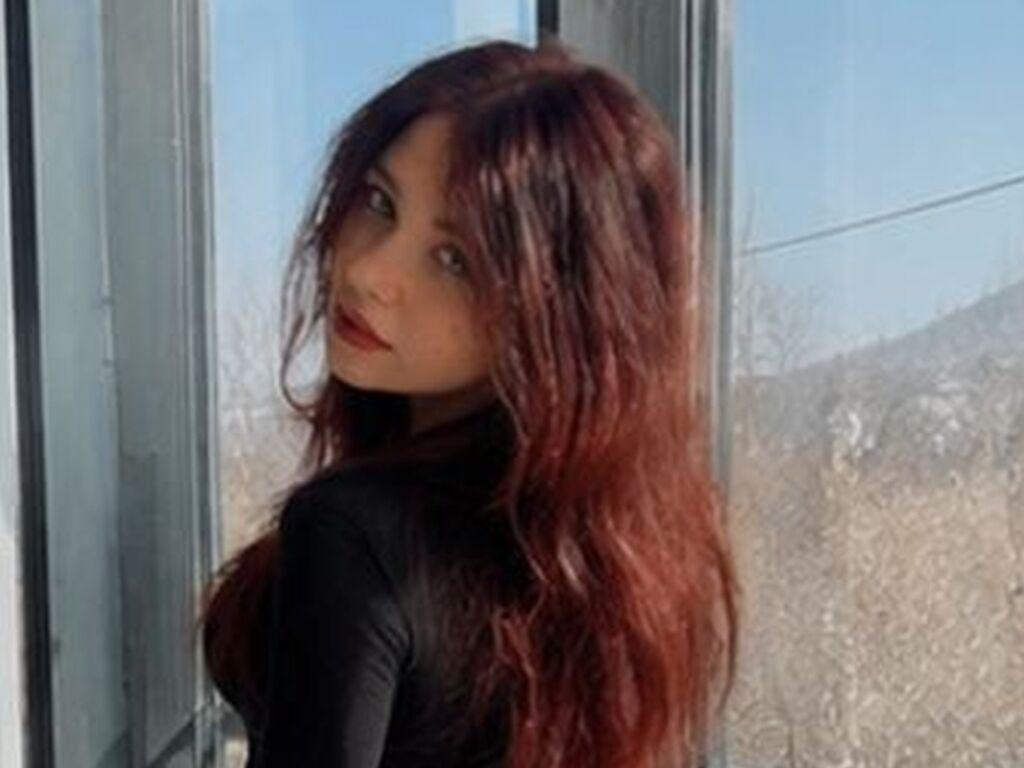 VioletteIguina LiveJasmin