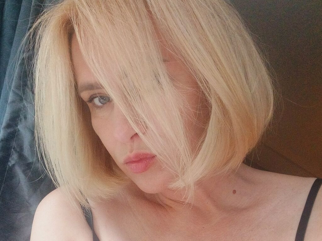 VitalinaDenis LiveJasmin