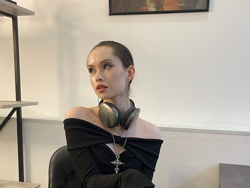 WillenaShake LiveJasmin