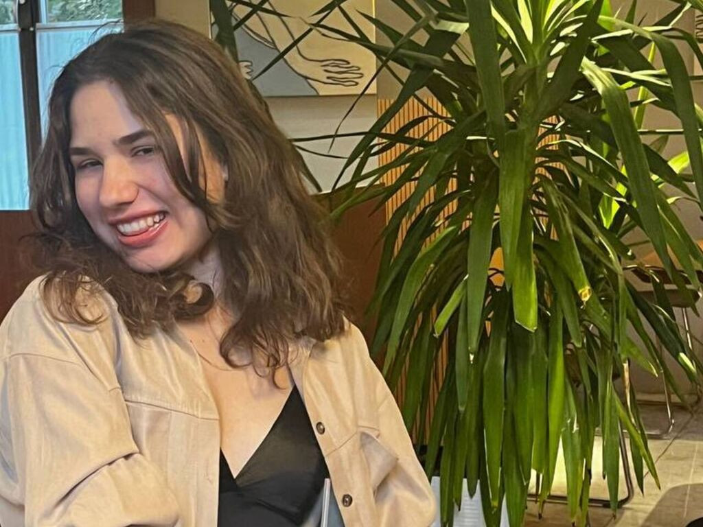 YingDevenport Desnudo