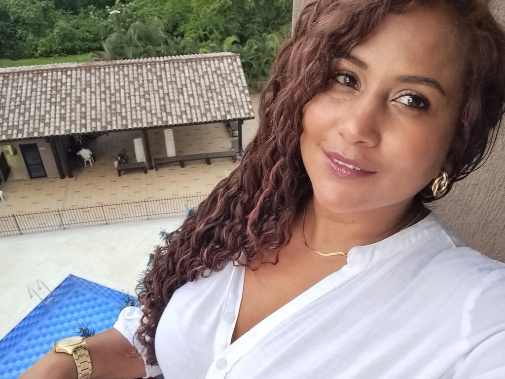 Yiya LiveJasmin