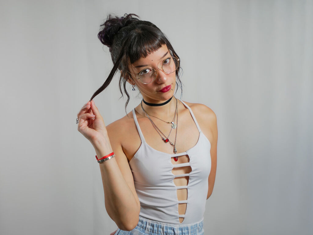 YunseoHant LiveJasmin