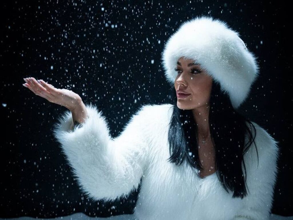 YvonneEverle LiveJasmin