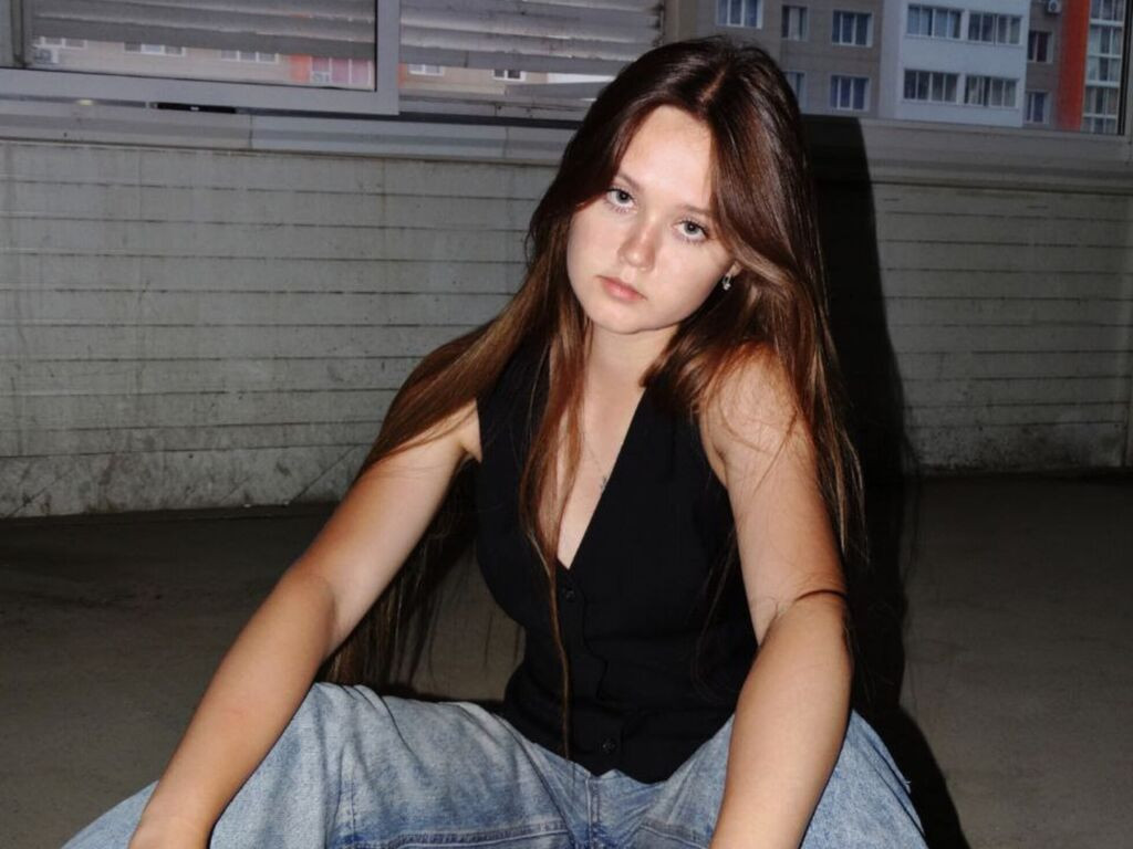 ZelmaMuscara Desnudo