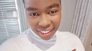 Zoleka Cam