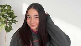 ZulaDeschambault Cam