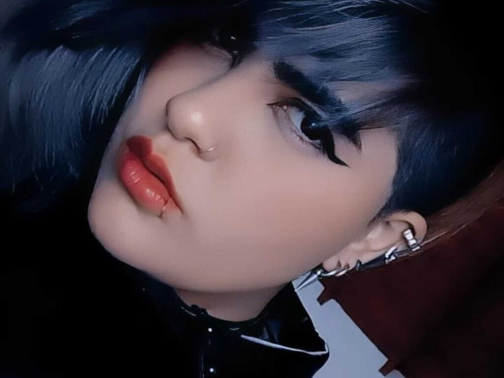 ZussanGravereign LiveJasmin